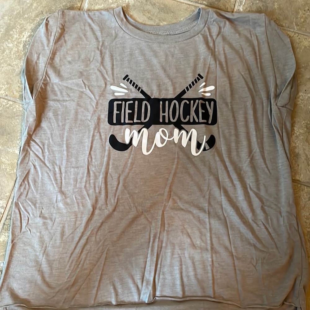 Field Hockey Mom T-shirt.